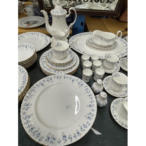 873 - A LARGE ROYAL ALBERT MEMORY LANE DINNER SERVICE TO INCLUDE A COFFEE SET, DINNER PLATES, SAUCE BOAT, ... 