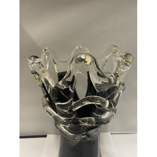 890 - AN ART GLASS BLACK AND CLEAR VASE