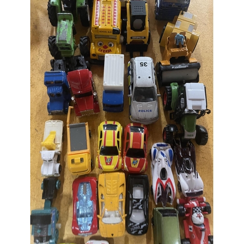 918 - A LARGE QUANTITY OF TOY VEHICLES TO INCLUDE TRUCKS AND CARS, ETC