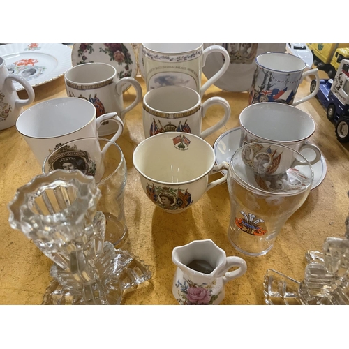 919 - A QUANTITY OF VINTAGE CERAMICS TO INCLUDE ROYAL COMMEMORATIVE MUGS AND CUPS, ROYAL ALBERT 'OLD COUNT... 