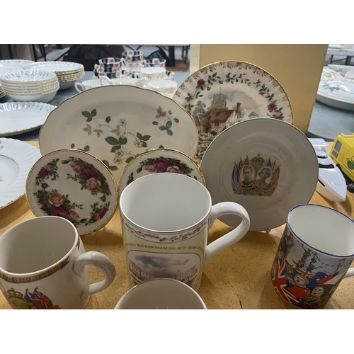 919 - A QUANTITY OF VINTAGE CERAMICS TO INCLUDE ROYAL COMMEMORATIVE MUGS AND CUPS, ROYAL ALBERT 'OLD COUNT... 