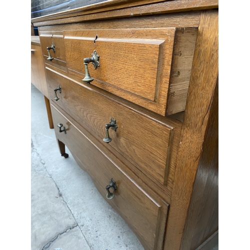 2554 - AN OAK ART NOUVEAU INFLUENCE DRESSING CHEST WITH TWO SHORT AND TWO LONG DRAWERS, 42