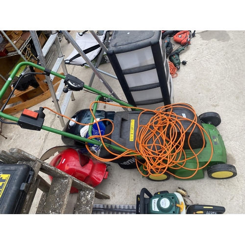 1515 - A JOHN DEERE D35RE ELECTRIC LAWN MOWER WITH GRASS BOX