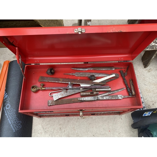 1517 - A STACKON METAL TOOL CHEST, A PLASTIC HARDWARE CHEST WITH HARDWARE AND A PART ROLL OF FELT