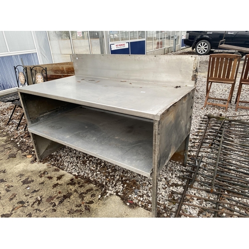 1644 - A LARGE STAINLESS STEEL KITCHEN UNIT