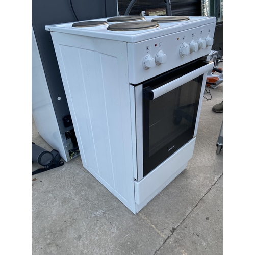 1749 - A WHITE GORENJE FREESTANDING ELECTRIC OVEN AND HOB