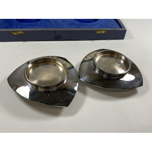 96 - A PAIR OF SHEFFIELD HALLMARKED SILVER CANDLE HOLDERS, MAKERS J N LOWE LTD, IN ORIGINAL CASE