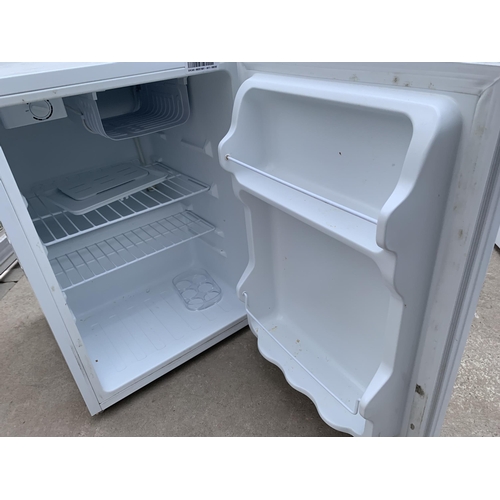 2063 - A WHITE RUSSELL HOBBS COUNTER TOP FRIDGE