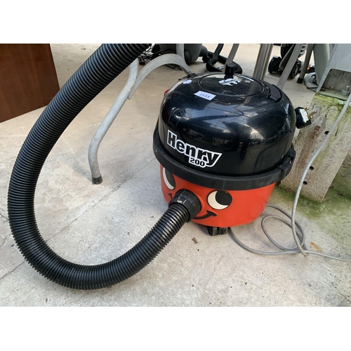 2133 - A HENRY NUMATIC VACUUM CLEANER