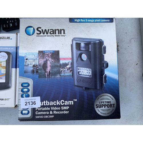 2136 - A MAGELLAN SAT NAV, A SWAN SECURITY LIGHT AND A RECORDER