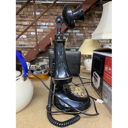 1007 - A VINTAGE STYLE CANDLESTICK TELEPHONE