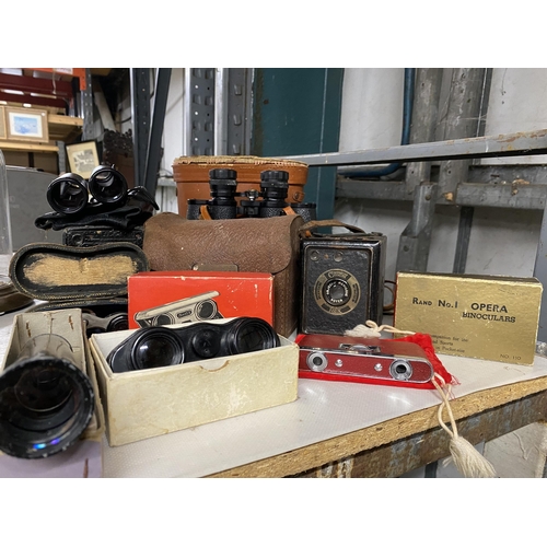 1029 - A CORONET REX VINTAGE CAMERA IN CASE, TWO PAIRS OF CASED OPERA GLASSES, BINOCULARS, ETC