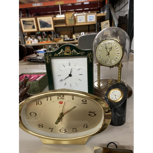 1030 - A QUANTITY OF MANTLE CLOCKS - 6 IN TOTAL