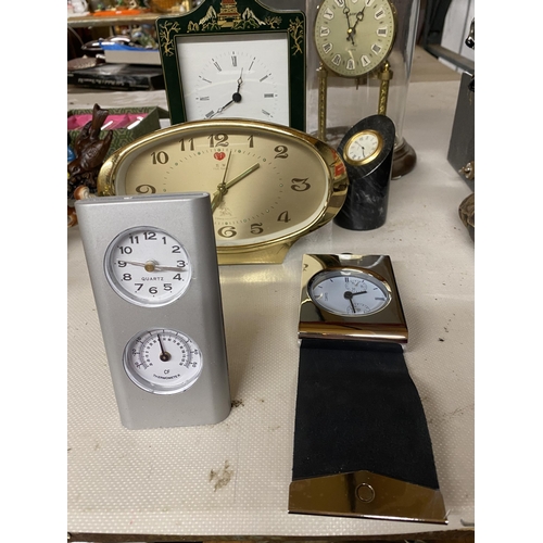 1030 - A QUANTITY OF MANTLE CLOCKS - 6 IN TOTAL