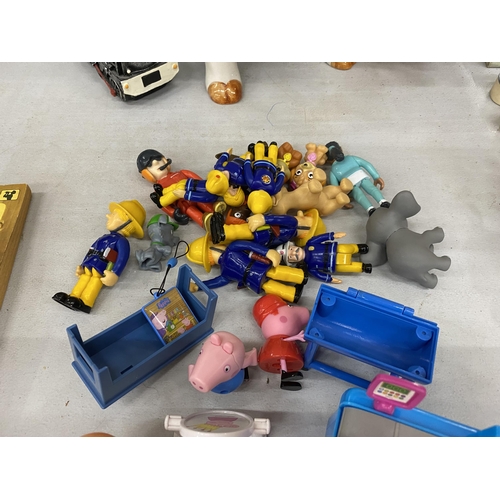 1048 - A QUANTITY OF PEPPA PIG FIGURES, PAW PATROL AND FIREMAN SAM