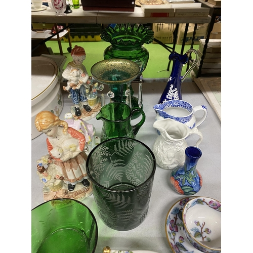 1064 - A MIXED LOT TO INCLUDE VINTAGE GREEN GLASS VASES AND JUGS WITH EMBOSSED AND ETCHED DETAILS, CERAMIC ... 