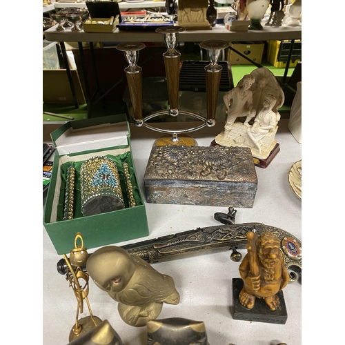 1071 - A MIXED LOT TO INCLUDE BRASS OWLS, CANDLESTICKS, DECORATIVE PISTOL, HEAVY LIDDED EMBOSSED BOX, ETC