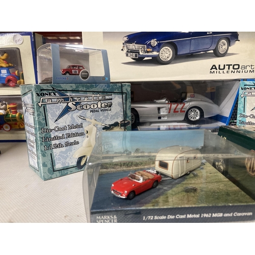 1139 - A COLLECTION OF DIE CAST METAL CARS AND SCOOTERS TO INCLUDE LAMBRETTA, MGB ROADSTER AND CARAVAN, ETC... 