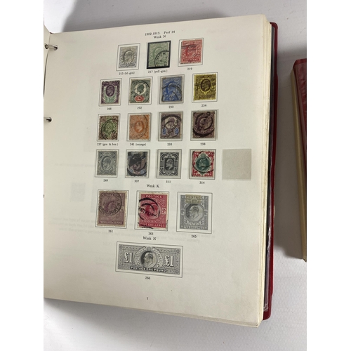 472 - GREAT BRITAIN , A USEFUL COLLECTION PRESENT IN THE RED SG ALBUM . ITEMS OF INTEREST INCLUDE USED QV ... 