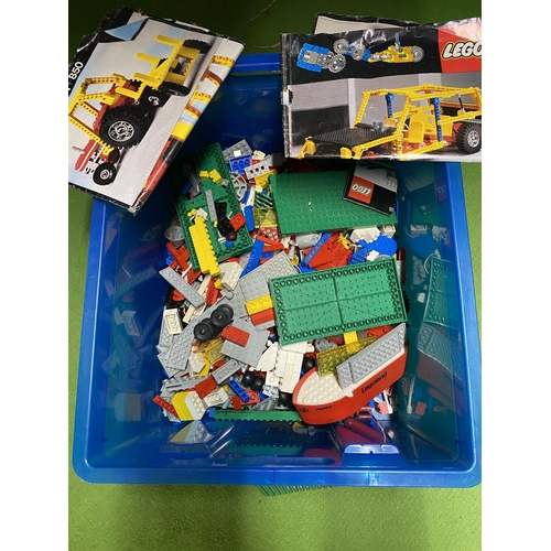 1168 - A LARGE BOX OF LEGO