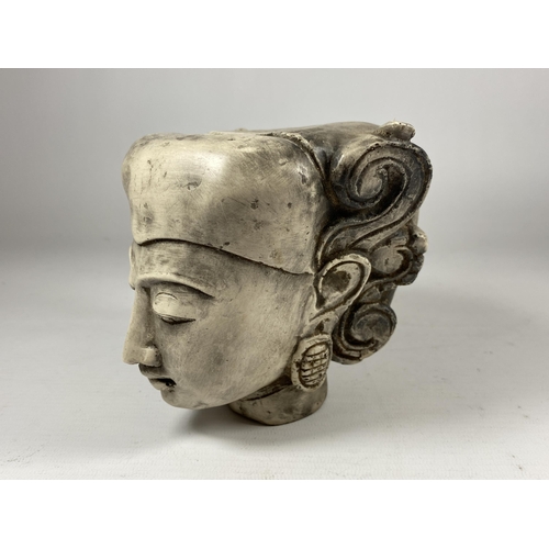 344 - AN UNUSUAL MIDDLE EASTERN HEAD MODEL, HEIGHT 12CM