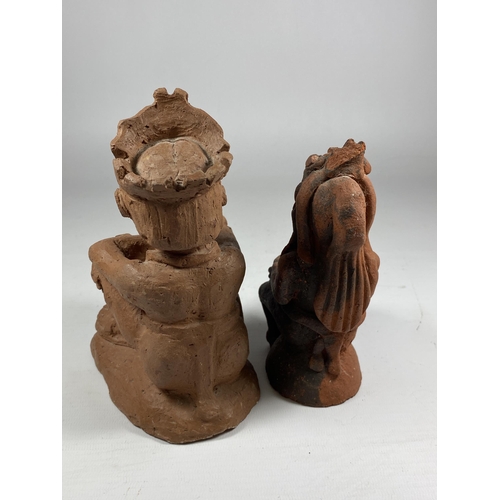 349 - TWO UNUSUAL UGANDAN POTTERY / TERRACOTTA MODELS, HEIGHT 16CM