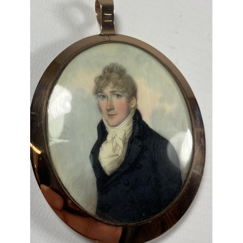 11 - A 19TH CENTURY OVAL PORTRAIT MINIATURE OF A GENTLEMAN IN BELIEVED GOLD FRAME