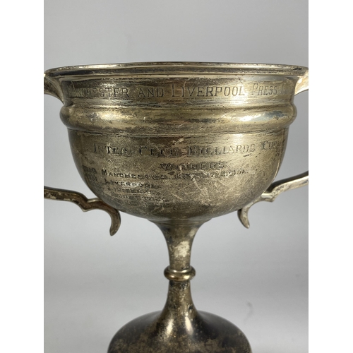 24 - A GEORGE V SILVER TWIN HANDLED TROPHY CUP, MANCHESTER & LIVERPOOL PRESS CLUB, HALLMARKS FOR SHEFFIEL... 