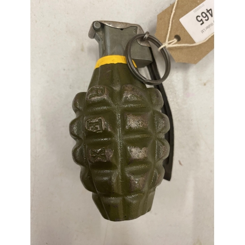 465 - A DEACTIVATED MID 20TH CENTURY 'PINEAPPLE' GRENADE, SIDE IMPRESSED RFX