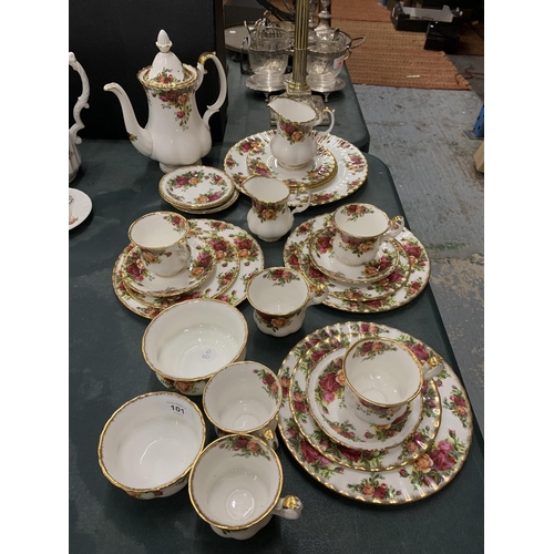 101 - A ROYAL ALBERT 'OLD COUNTRY ROSES' COFFEE/TEASET TO INCLUDE A COFFEE POT, CREAM JUGS, SUGAR BOWLS, C... 