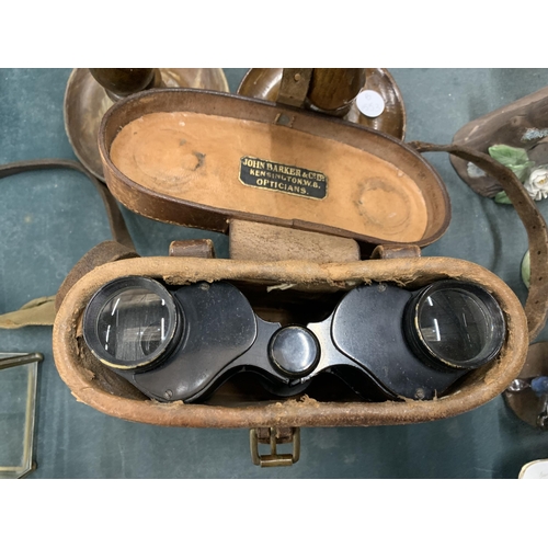 105 - A PAIR OF WORLD WAR 1 PRISMATIC BINOCULARS IN LEATHER CASE BY J & J & CO MARKED 1916, ANOTHER SMALLE... 