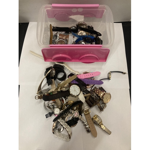 156 - A LARGE QUANTITY OF WRISTWATCHES