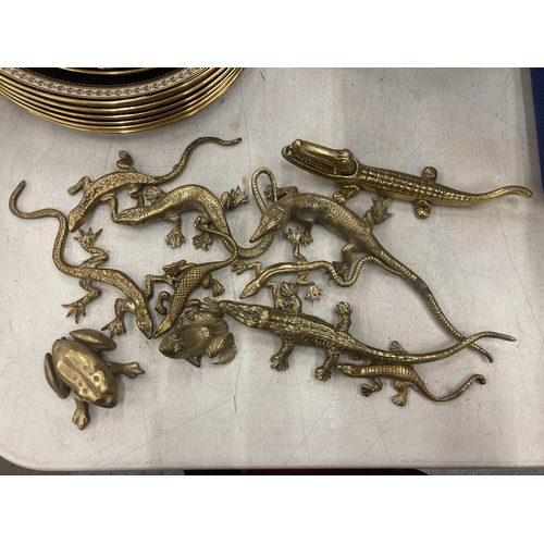 161 - A QUANTITY OF BRASS LIZARDS, FROGS AND CROCODILES TO INCLUDE A CROCODILE NUTCRACKER