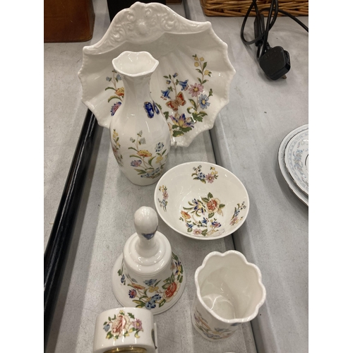 204 - A QUANTITY OF AYNSLEY 'COTTAGE GARDEN' TO INCLUDE VASES, TRINKET DISHES, A BELL, SCALLOPED PLATE, ET... 