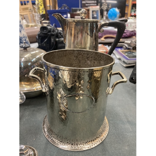 228 - A QUANTITY OF SILVER PLATED ITEMS TO INCLUDE A SALVER, ICE BUCKET, COFFEE POT, SERVING DISH WITH CLO... 