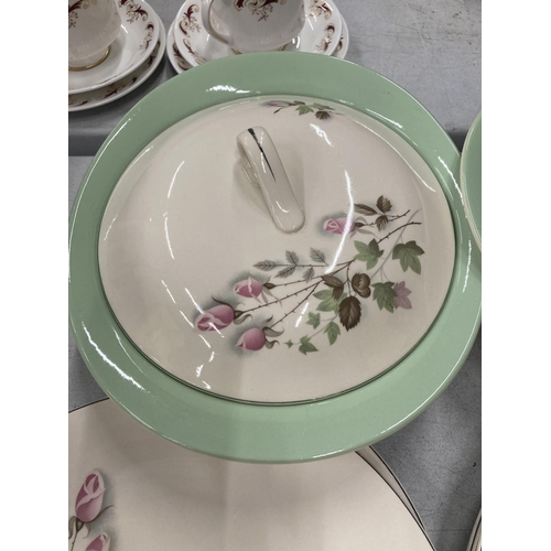 252 - A QUANTITY OF VINTAGE JOHNSON BROS DINNER WARE TO INCLUDE SERVING TUREENS, PLATES, A SAUCE BOAT SUGA... 