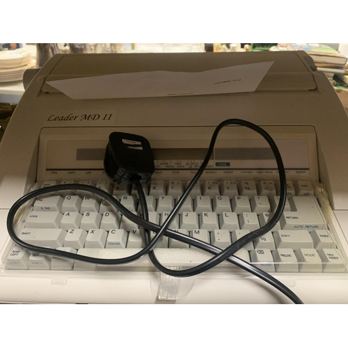 934 - A LEADER MD 11 ELECTRIC TYPEWRITER - BOXED