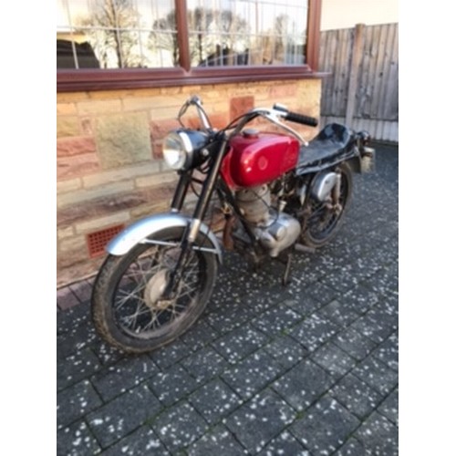 1250 - A 1966 GILERA 124, OHV 4 SPEED,  PROJECT, STARTED AND RUN UP TO TEMPERATURE LAST WEEK. NO KNOCKS, RA... 