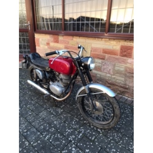 1250 - A 1966 GILERA 124, OHV 4 SPEED,  PROJECT, STARTED AND RUN UP TO TEMPERATURE LAST WEEK. NO KNOCKS, RA... 