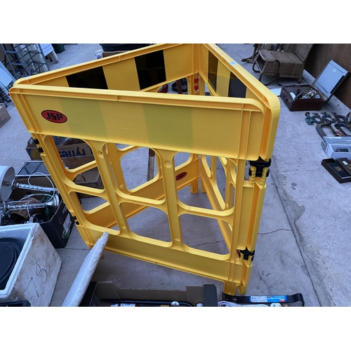 1398 - A JSP PLASTIC BARRIER FANCE