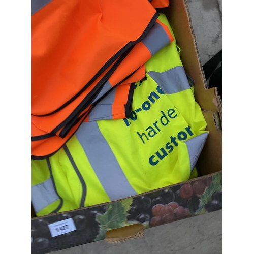 1407 - AN ASSORTMENT OF HI-VIZ CLOTHING