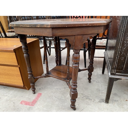 2654 - A LATE VICTORIAN OCTAGONAL CENTRE TABLE, 32