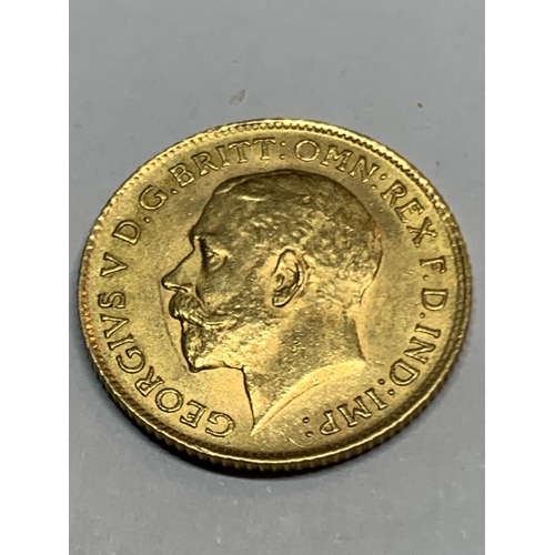 539 - A GEORGE V 1914 GOLD HALF SOVEREIGN