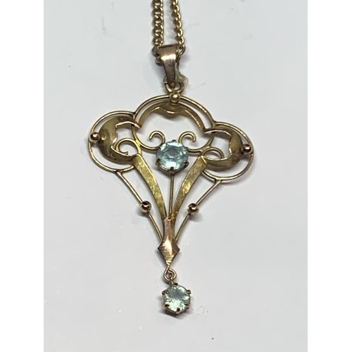 550 - AN ART NOUVEAU 9CT YELLOW GOLD PENDANT WITH AQUAMARINE STONES, WEIGHT OF GOLD PENDANT APPROXIMATELY ... 