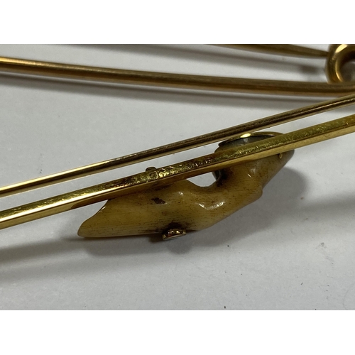 452 - A GROUP OF FOUR 9CT YELLOW GOLD TIE PINS TO INCLUDE HORSE SHOE EXAMPLE, TOTAL WEIGHT 10.48G