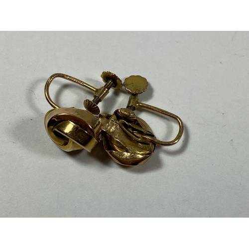 455 - A PAIR OF 9CT YELLOW GOLD EARRINGS, A/F, WEIGHT 2.23G