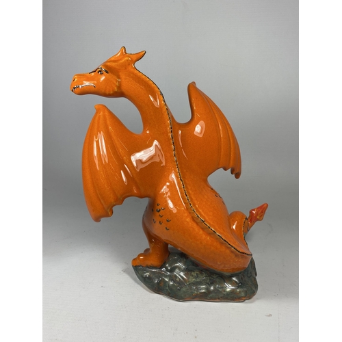 32 - AN ANITA HARRIS CHARIZARD DRAGON FIGURE, HEIGHT 23.5CM