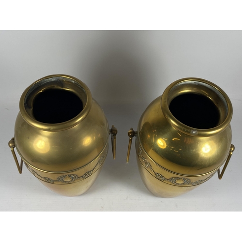 9 - A PAIR OF BRASS BELDRAY ART NOUVEAU VASES WITH FLORAL SWAG DESIGN, HEIGHT 25CM