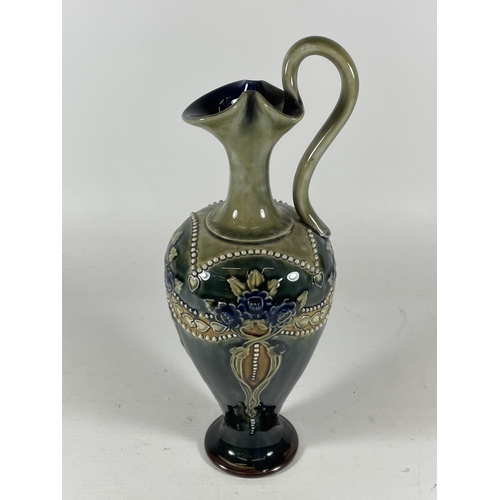 769 - A ROYAL DOULTON LAMBETH ART NOUVEAU EWER / JUG, HEIGHT 29CM