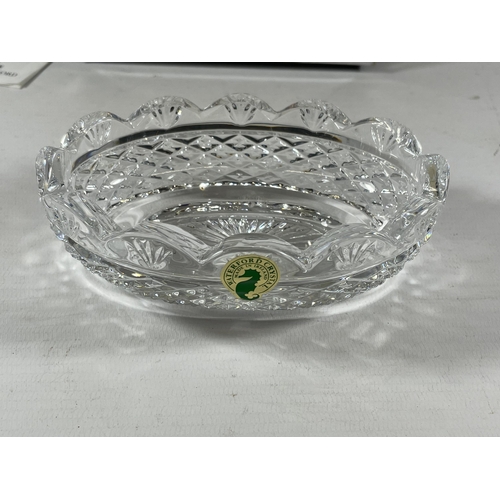 772 - A BOXED WATERFORD CRYSTAL HERITAGE COLLECTION GLASS DISH